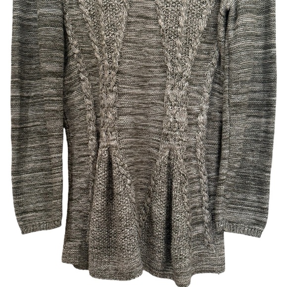 Neiman Marcus Green Ivory Tight Knit Long Sleeve Chucky Pleated Sweater Size M - Picture 3 of 10